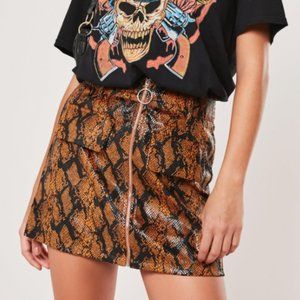 NWT Missguided snake skin skirt